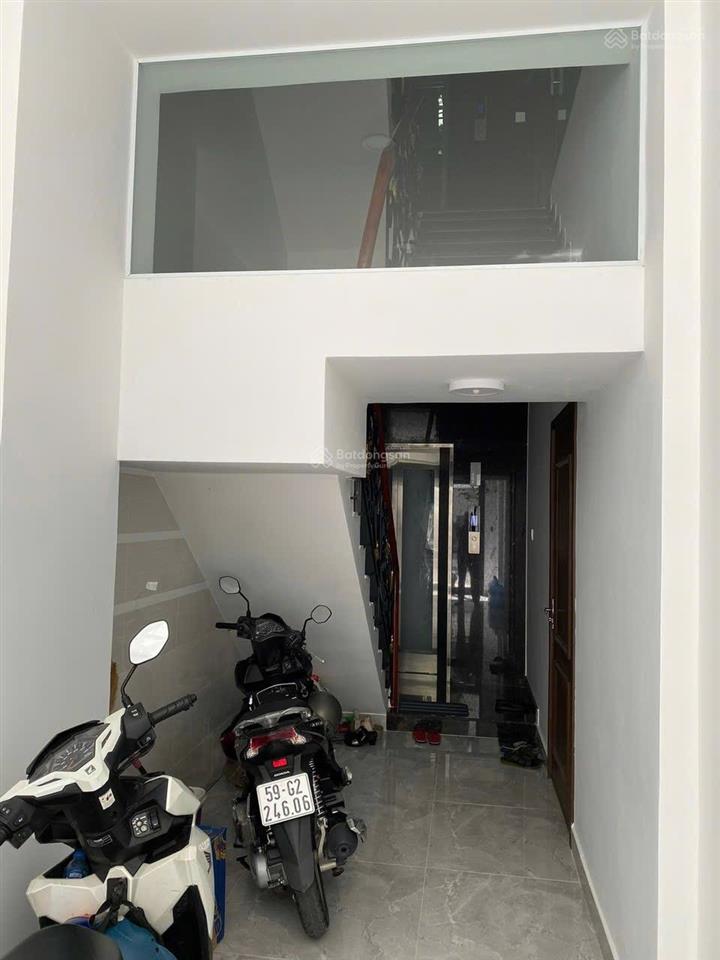 Bán nhà phố vinhomes grand park đang cho thuê 70 triệu/ tháng, full nội thất luxury giá 29 tỷ