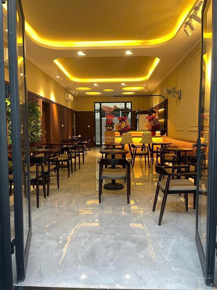 Bán nhà phố vinhomes grand park đang cho thuê 70 triệu/ tháng, full nội thất luxury giá 29 tỷ