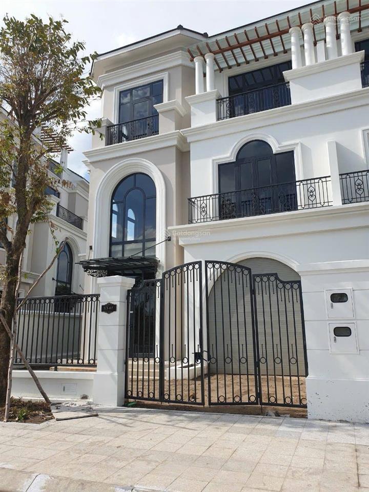 Cần bán biệt thự ven sông vinhomes grand park phước thiện thủ đức giao thô