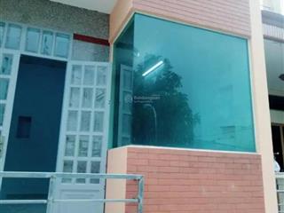 Cho thuê nhà mặt tiền làm văn phòng công ty