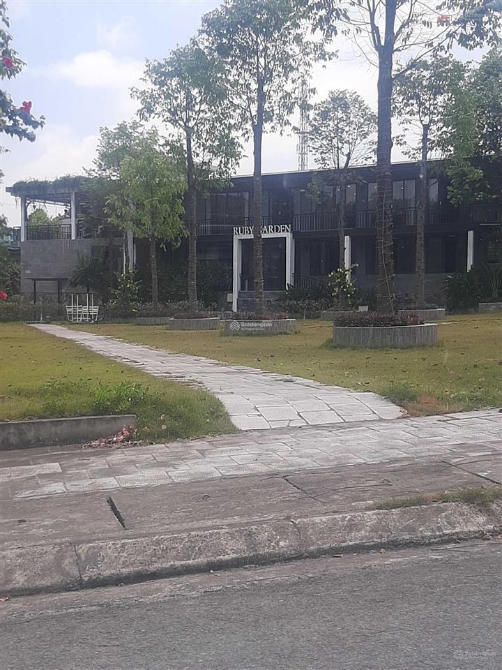 Chính chủ bán 240m2 lô góc ở đô thị, ruby yên bình lào cai.  0353 346 ***