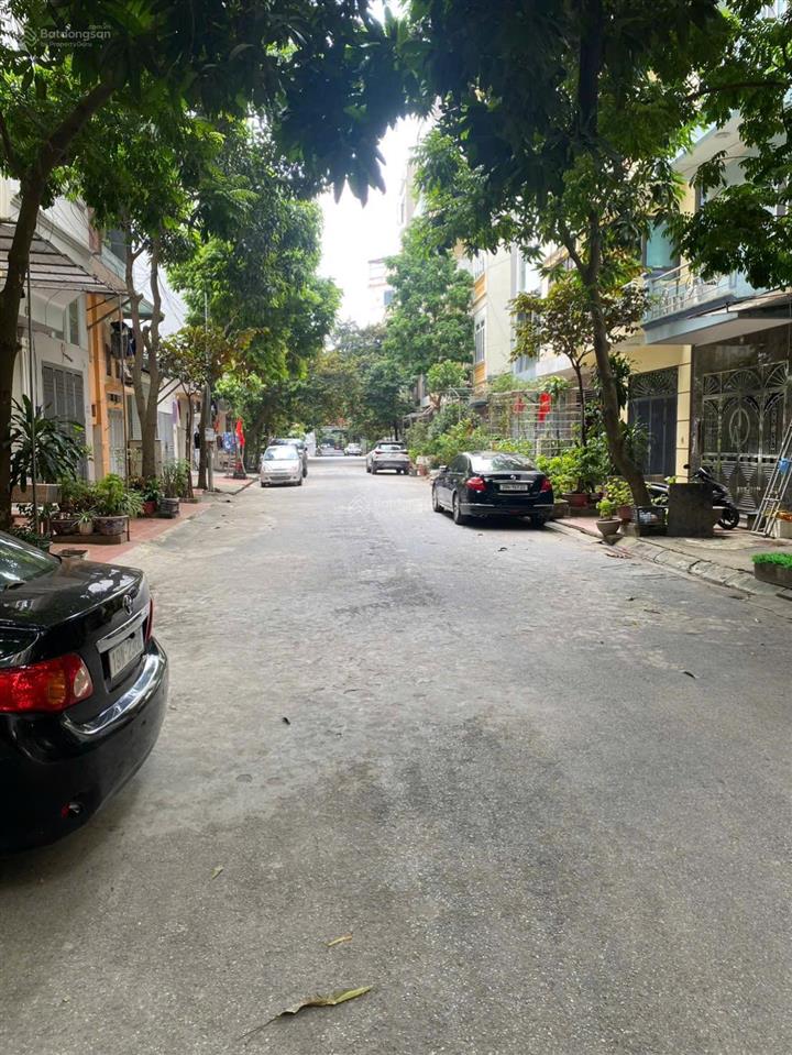 Chính chủ cho thuê kho, xưởng khu dịch vụ đa sỹ ngay sát công viên thể thao kiến hưng.