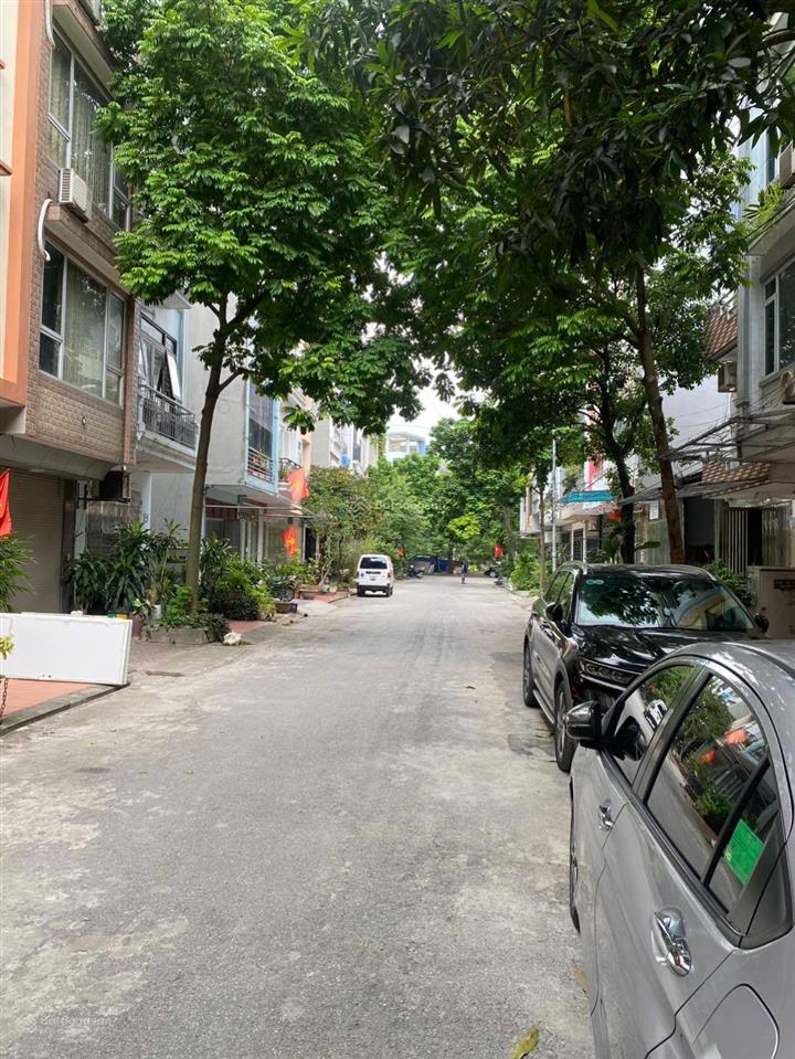 Chính chủ cho thuê kho, xưởng khu dịch vụ đa sỹ ngay sát công viên thể thao kiến hưng.