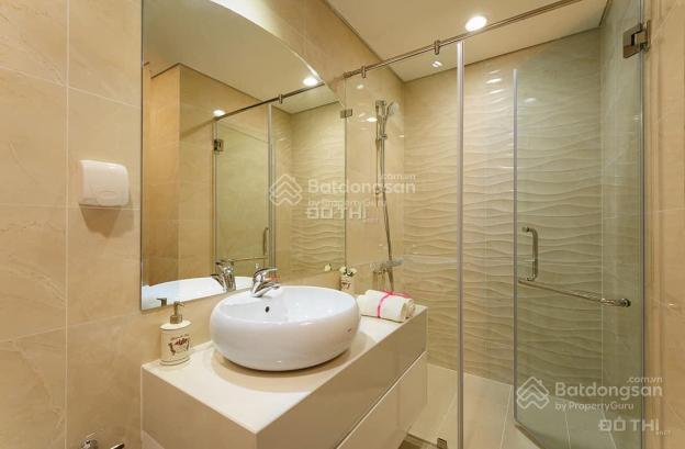 Cho thuê gấp căn 2 ngủ đủ đồ chung cư vinhomes nguyễn chí thanh  0982 402 ***