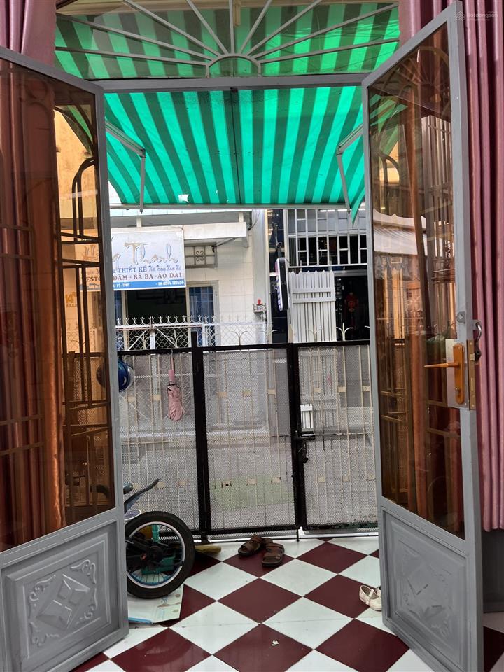 Bán gấp nhà riêng 2 tầng lê đại hành, 2,55 tỷ, pháp lý chủ quyền nhà đầy đủ