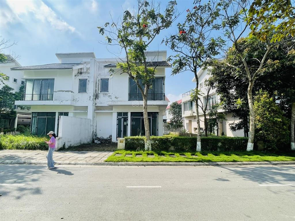 Hàng chuyển nhượng  giá hợp lý tại xanh villas   0904 888 ***
