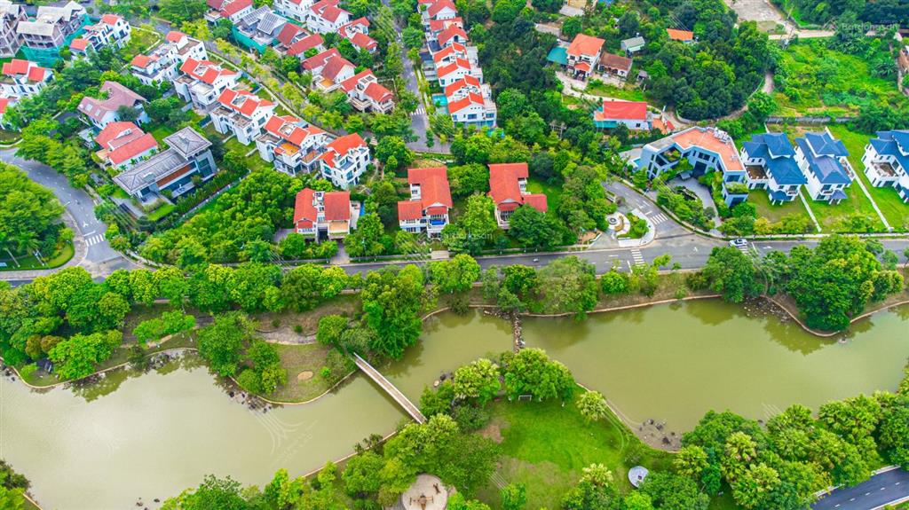 Hàng chuyển nhượng  giá hợp lý tại xanh villas   0904 888 ***