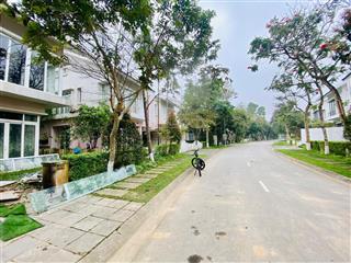 Biệt thự song lập xanh villas 214m2  sẵn sổ đỏ. giá chỉ hơn 16 tỷ