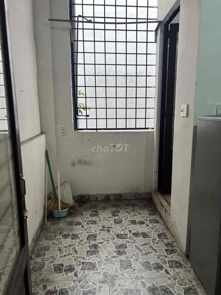 PHÒNG TRỌ TRONG NHÀ NGUYÊN CĂN