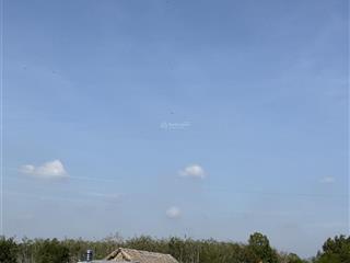 Bán đất 17,000m2 tại mặt tiền sông tính làm trang trại, nhà vườn giá 1 triệu/m2 0868 914 *** ngale