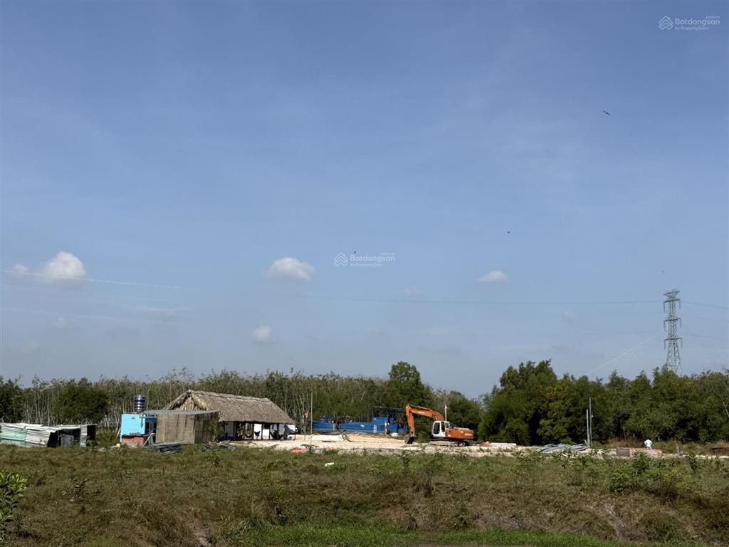 Bán đất 17,000m2 tại mặt tiền sông tính làm trang trại, nhà vườn giá 1 triệu/m2 0868 914 *** ngale