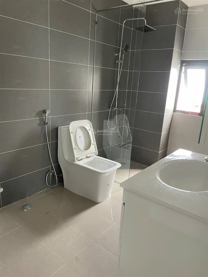 Cho thuê văn phòng  full nội thất  dt 25m2  q. tân bình  0966 047 ***