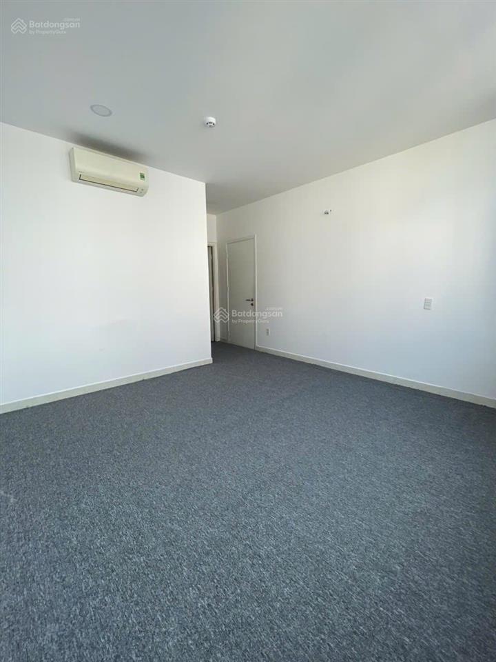 Cho thuê văn phòng 25m2 giá cực chất 7 triệu tại lạc long quân, quận tân bình tp.hcm  0966 047 ***
