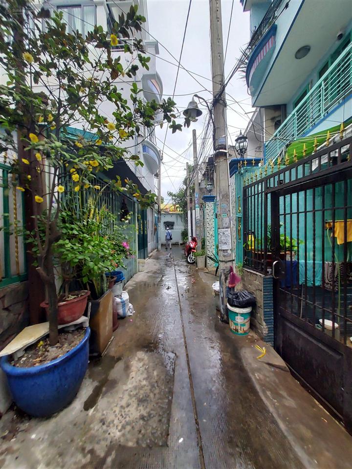 Nguyễn duy  p9  q8  69m2  shr  2 tầng  6 tỷ 8