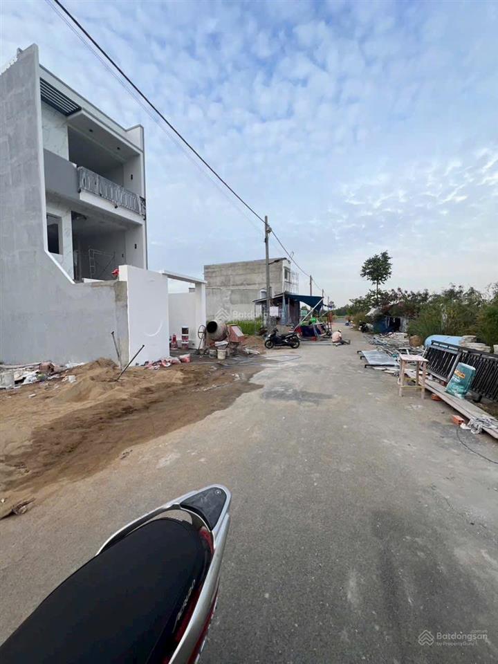 Chính chủ bán gấp 90m2 thổ cư tân trạch