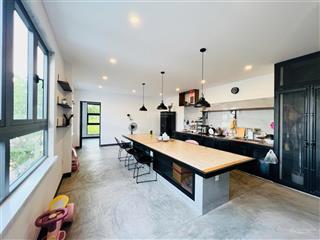 Cho thuê nhà đẹp 3 phòng ngủ, quận ngũ hành sơn, gần biển tân trà