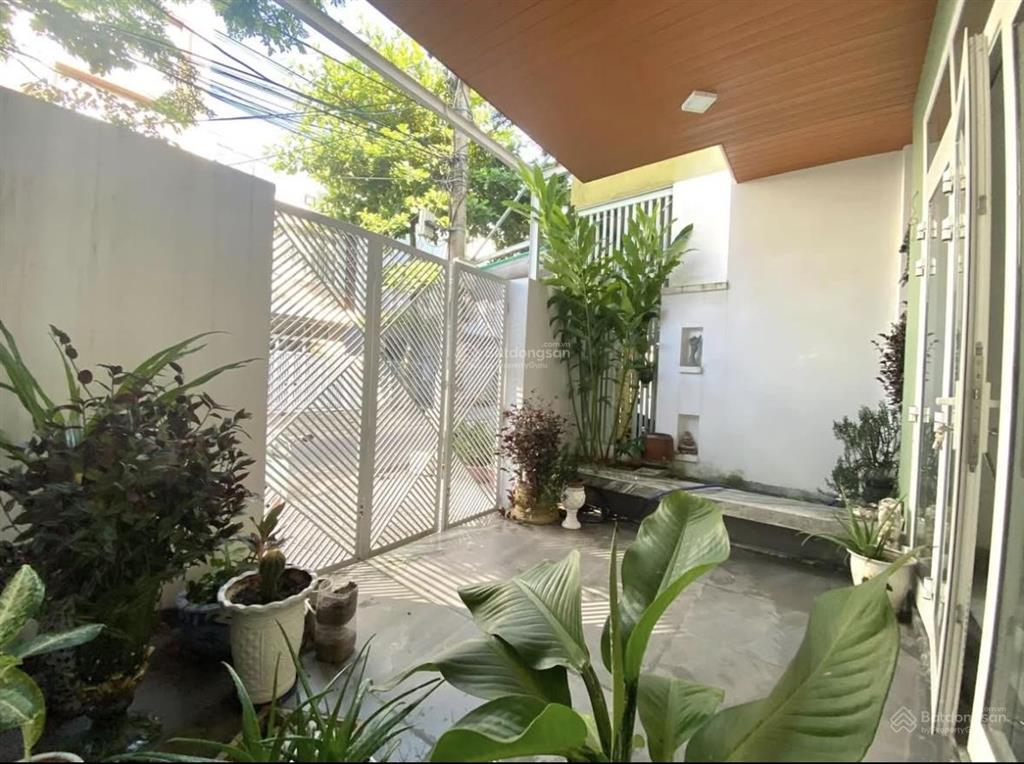 Cho thuê nhà đẹp nguyên căn 3 phòng ngủ đường an hải 7, gần vincom đà nẵng