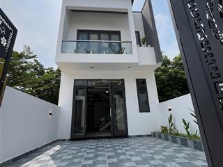 Bán nhà mới xây phường hòa lợi, tp.hcm, thiết kế hiện đại, dọn vào ở ngay, 100m2, chỉ nhỉnh 2 tỷ