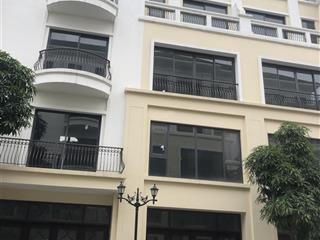 Bán nhanh lk san hô gần hồ dt đất 70m2 giá 10,1 tỷ, sổ đỏ cất két, vhop 2,  0985 731 ***