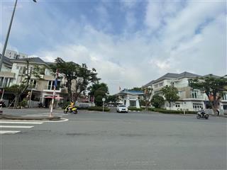 Chính chủ gửi bán nhà sổ hồng mặt tiền liên phường q9. kế global city & khu thể thao. 0931 000 ***