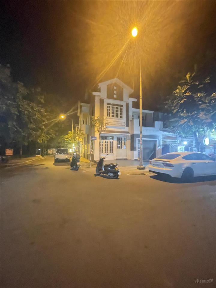 Chủ hạ giá bán căn góc đối diện chung cư cách global city q9 chỉ 89m 0931 000 *** mrs trang. ngang 8m