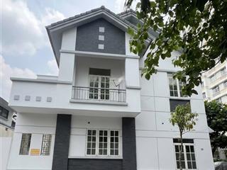 Chủ gửi bán căn vila góc đối diện chung cư cách global city q9 chỉ 89m.  0931 000 *** mrs trang