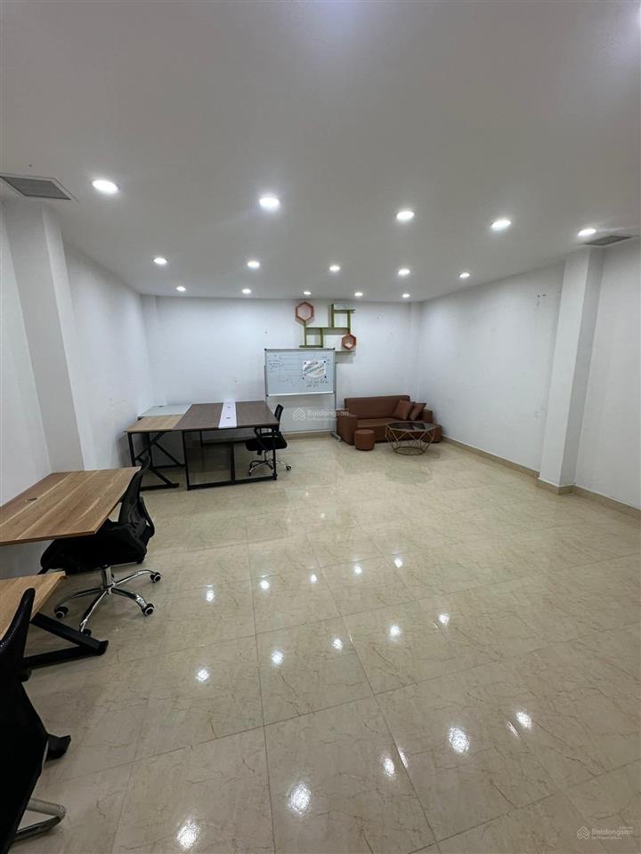 Bán nhà ngõ 80 trung kính  phường yên hòa  cầu giấy  diện tích 81m2 x 7 tầng.