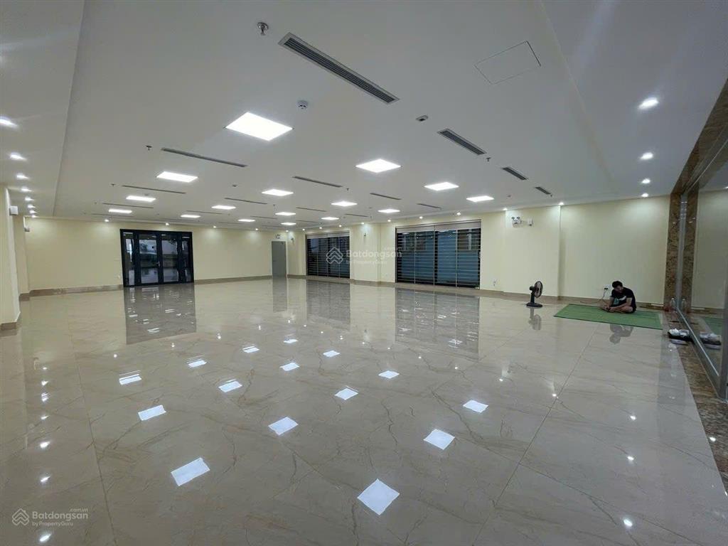 Bán siêu phẩm mặt phố nguyễn thị định  phường cầu giấy  diện tích 360m2 x 10 tầng, 2 tầng hầm.
