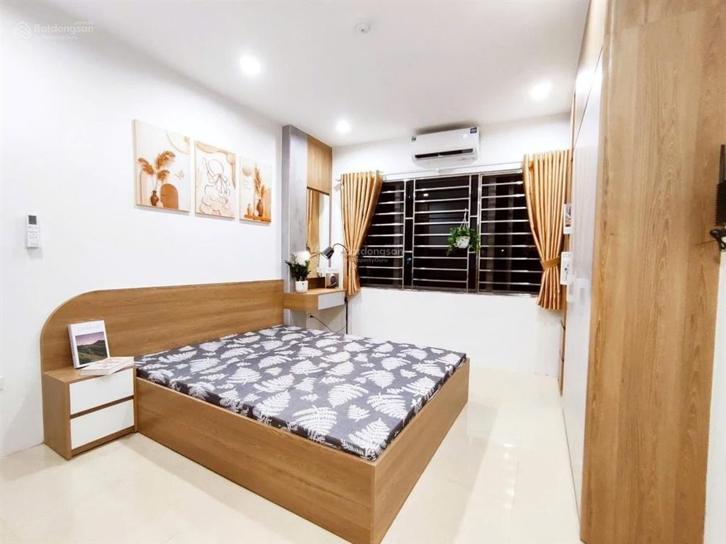 Bán nhà 7 tầng thang máy ngõ 315 nguyễn khang, cầu giấy, dt 65m2 x7 tầng.