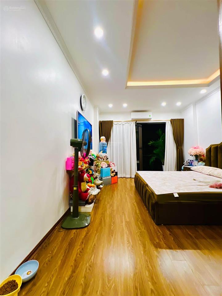 Bán nhà ngõ 90 phố cù chính lan  phường phương liệt  thanh xuân  diện tích 39m2 x 6 tầng.
