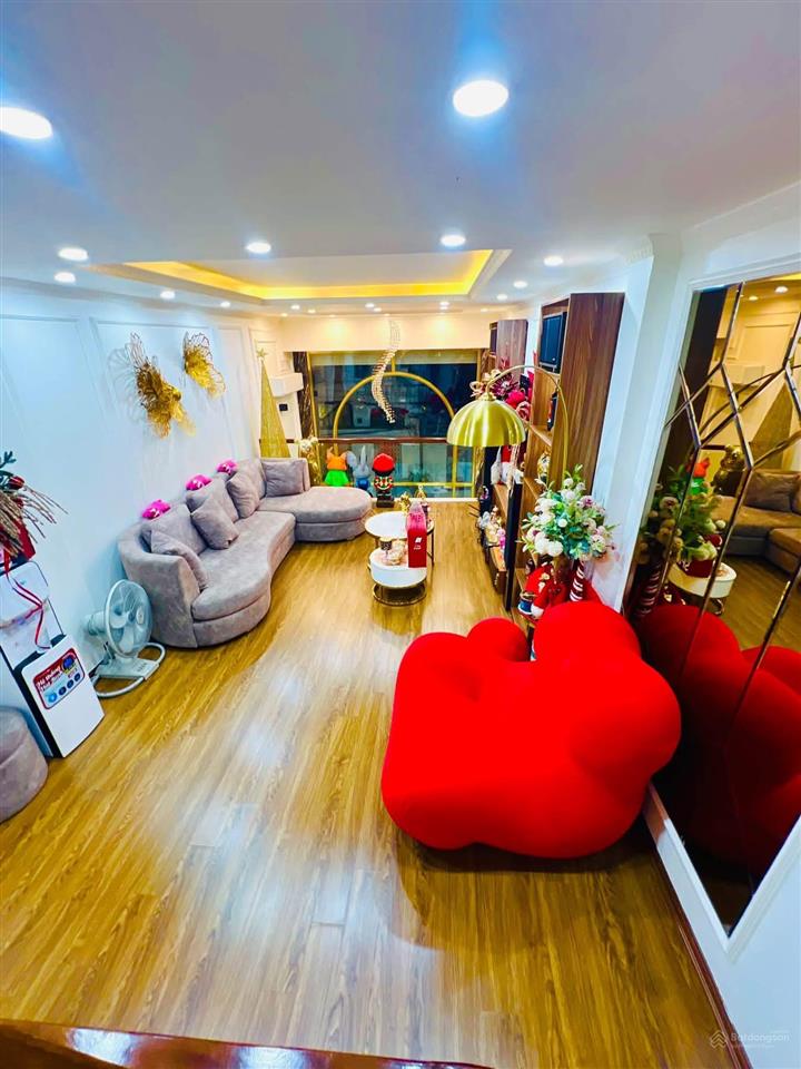 Bán nhà ngõ 90 phố cù chính lan  phường phương liệt  thanh xuân  diện tích 39m2 x 6 tầng.