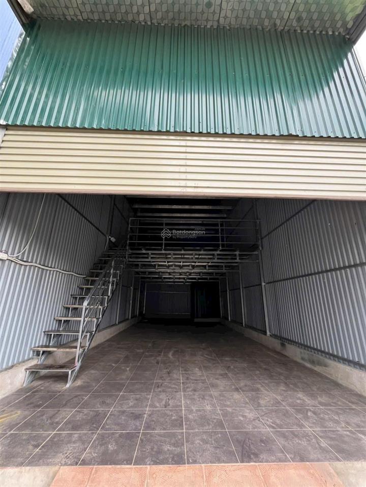 Bán đất tặng nhà tại khu đấu giá phú lương sẵn nhà cấp 4 cao 2,5 tầng. đang cho thuê 85tr/năm