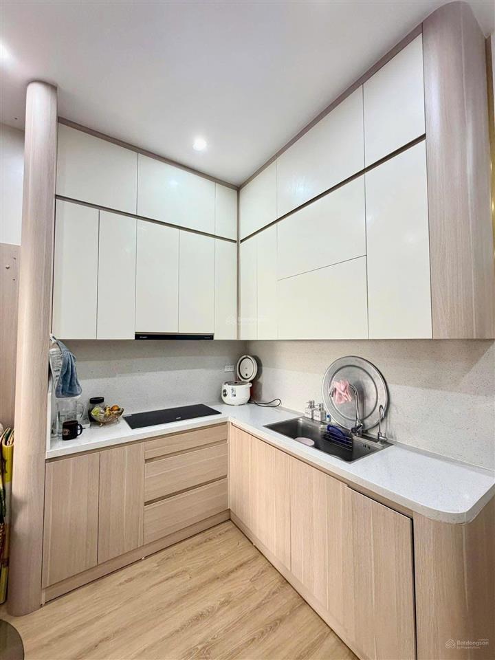 Bán căn hộ 1 ngủ, 1 vệ sinh, 47m khu 11 tòa. nhà đẹp như hình, giá hợp lý