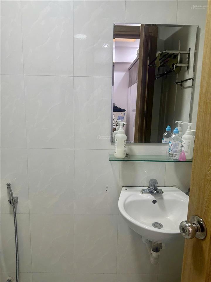 Cho thuê căn gộ góc 76m, 2 ngủ, 2 vệ sinh, khu 3 toà gần trường tuệ đức. full đồ, nhà như hình