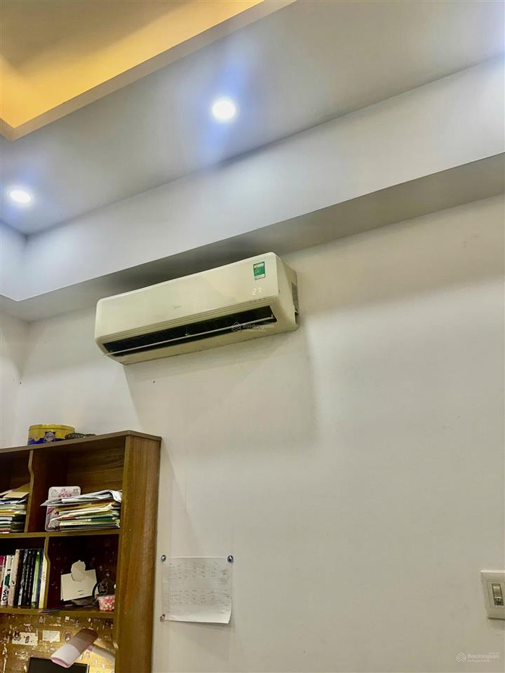 Cho thuê căn gộ góc 76m, 2 ngủ, 2 vệ sinh, khu 3 toà gần trường tuệ đức. full đồ, nhà như hình