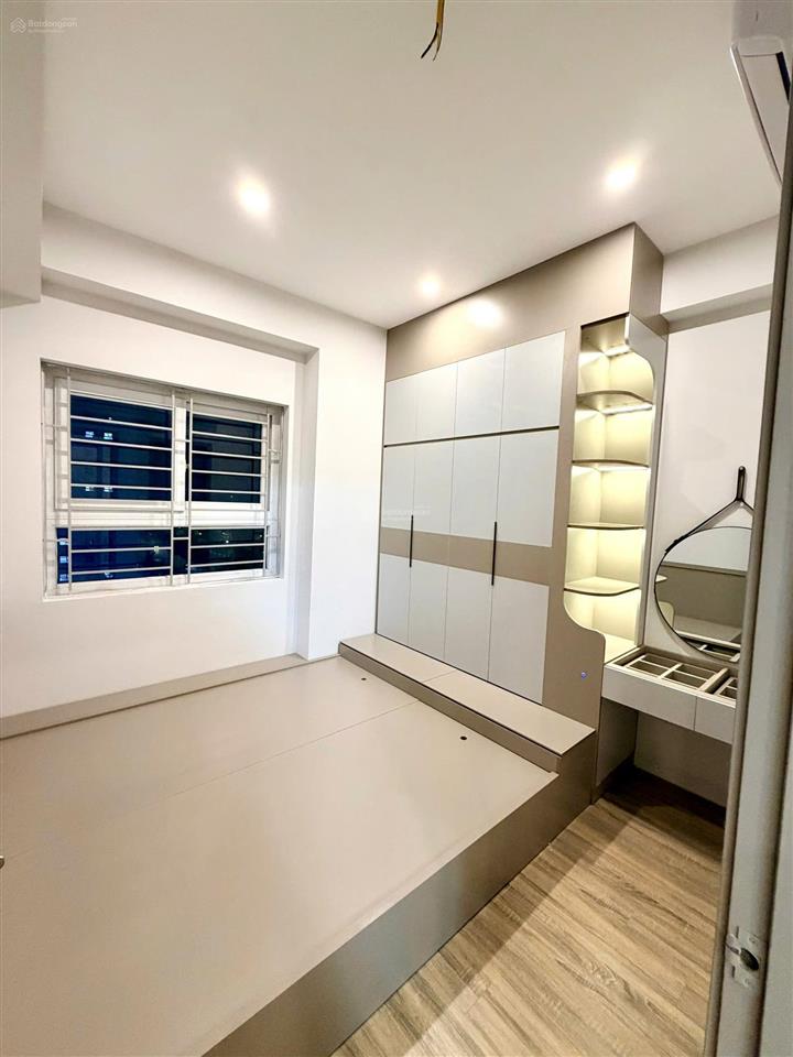 Cho thuê căn hộ 68m, 2 ngủ, 2 vệ sinh khu 11 toà. nhà mới, đẹp như hình. ảnh thật 100%
