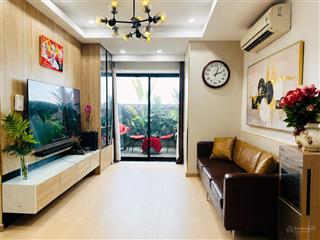 Bán căn hộ pent góc, view hồ 115m có sân vườn. vị trí siêu hiếm, nhà đẹp vào ở luôn