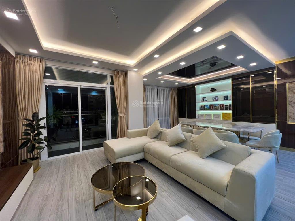 Chính chủ bán căn penhouse trung tâm quận phú nhuận đang cho thuê 110tr/tháng