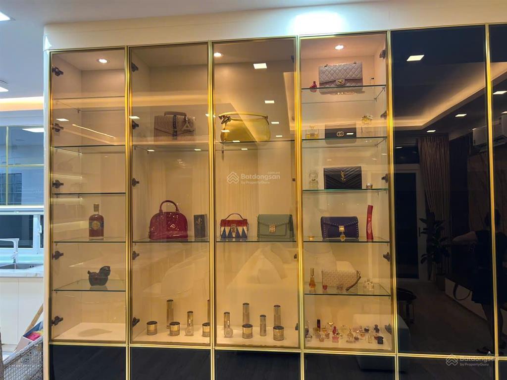 Chính chủ bán căn penhouse trung tâm quận phú nhuận đang cho thuê 110tr/tháng