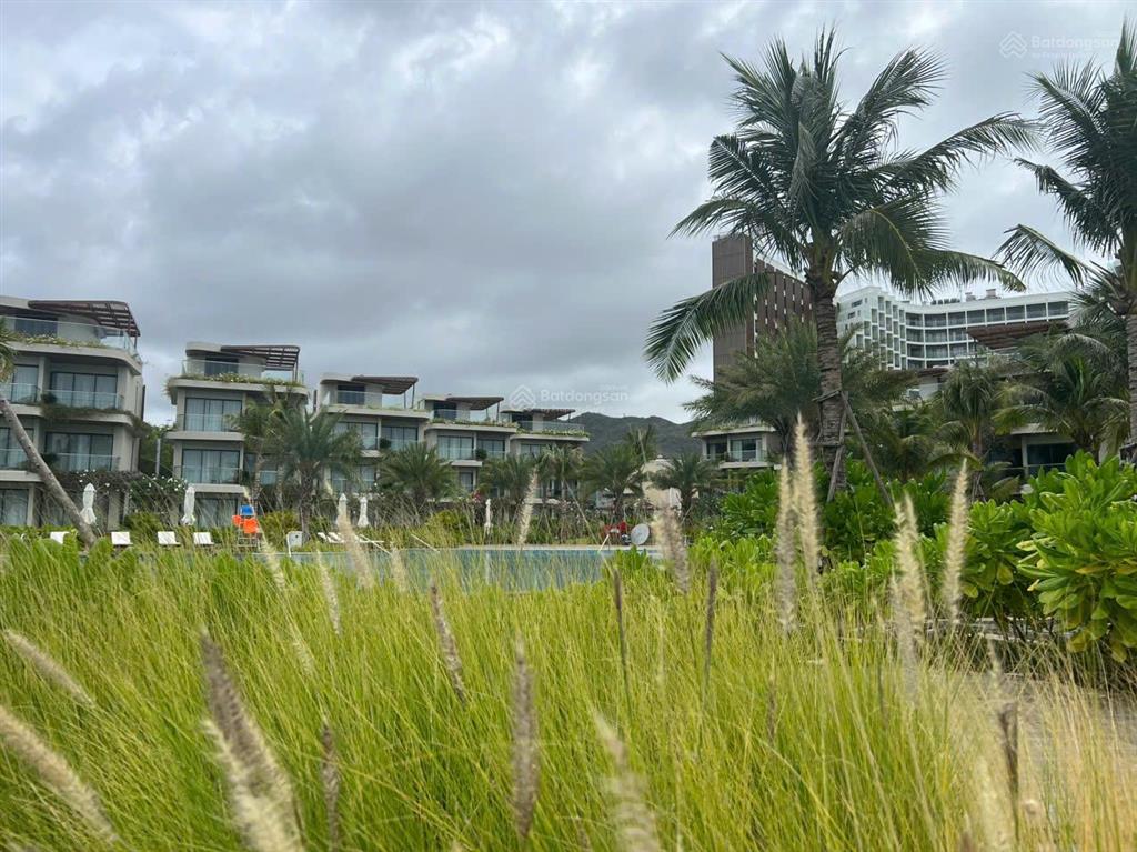 Chính chủ cần bán căn hộ charm resort long hải.
giá tốt nhất thị trường chỉ duy nhất 1 căn