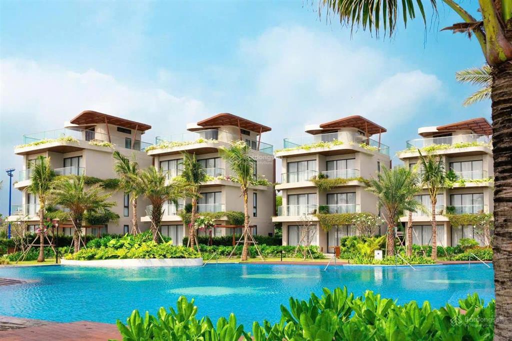 Chính chủ cần bán căn hộ charm resort long hải.
giá tốt nhất thị trường chỉ duy nhất 1 căn