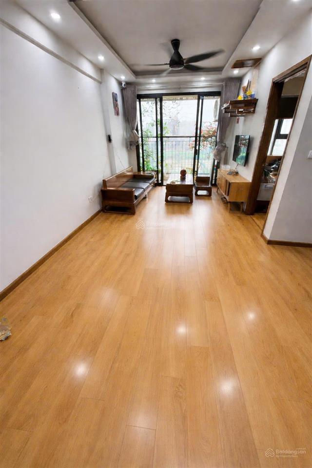 Qtôi bán căn chung cư 2pn 74m2 thiết kế đẹp nhà hướng nam tầng 12 tại chung cư gelexia. giá 5,8 tỷ