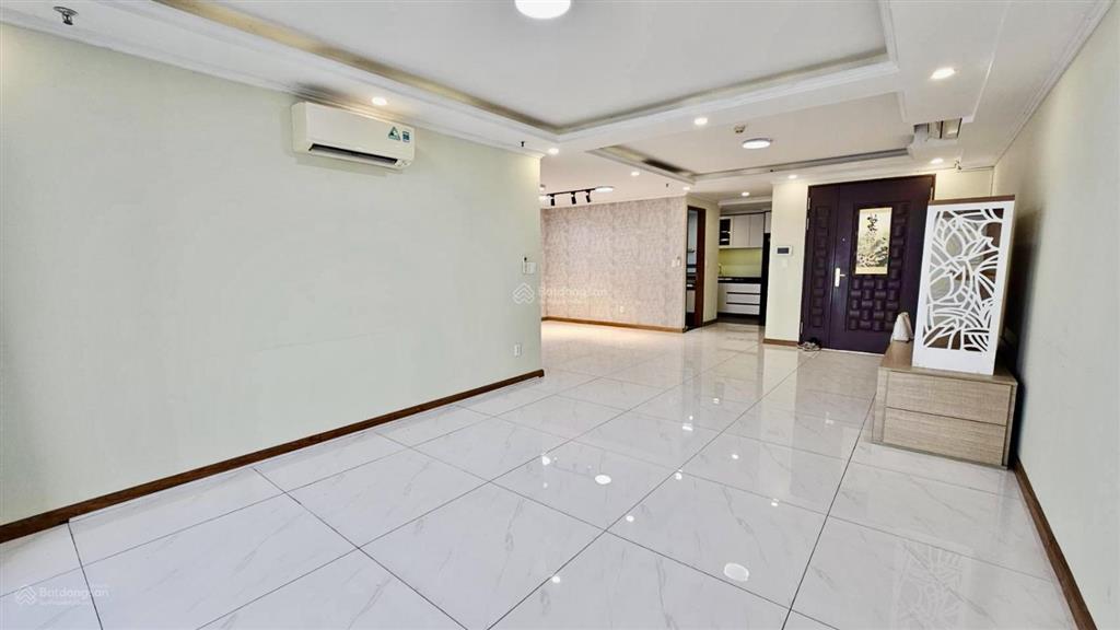 Chỉ với 14,5tr có ngay ch 121m2 3pn2wc tầng cao, view đẹp tại cosmo city quận 7.  0902 823 ***