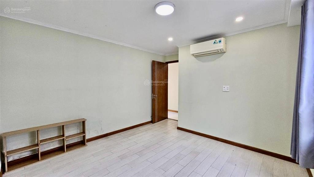 Chỉ với 14,5tr có ngay ch 121m2 3pn2wc tầng cao, view đẹp tại cosmo city quận 7.  0902 823 ***