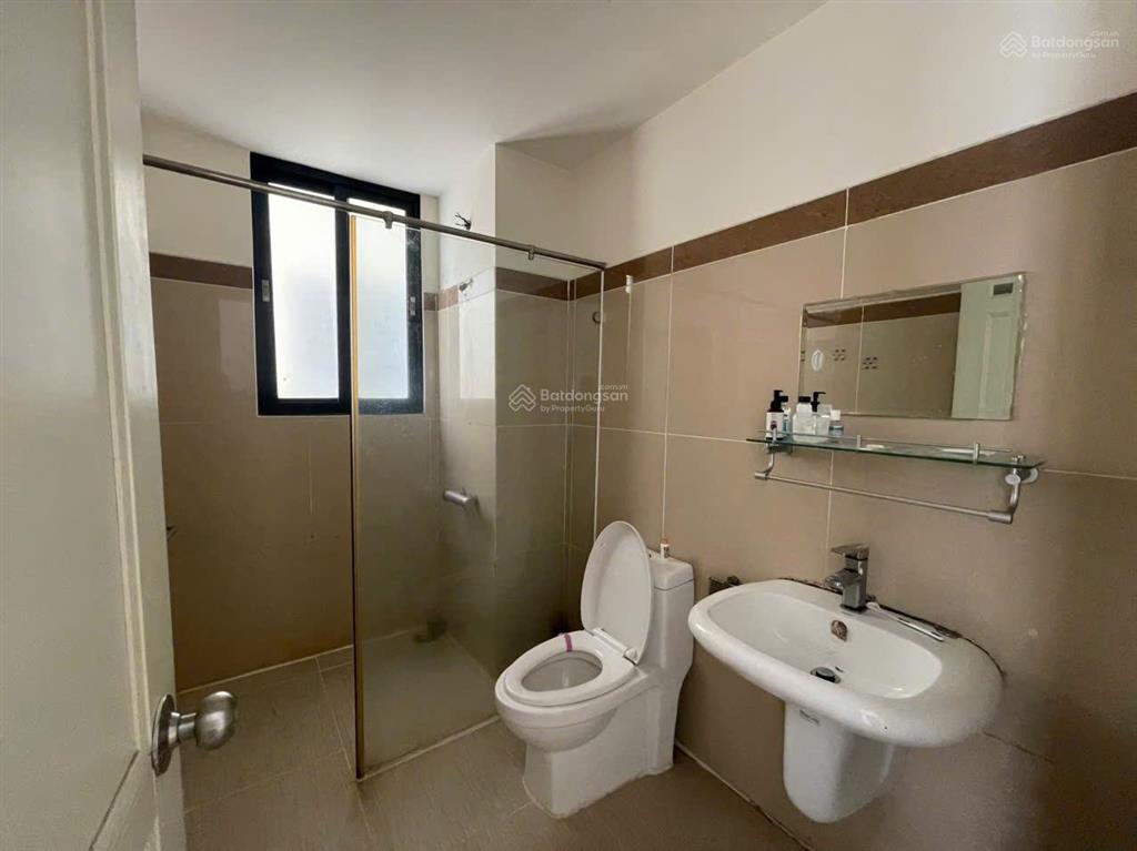 Chỉ với 10tr có ngay ch 161m2 4pn 4wc view đẹp tại era town đức khải quận 7.  quyên 0902 823 ***