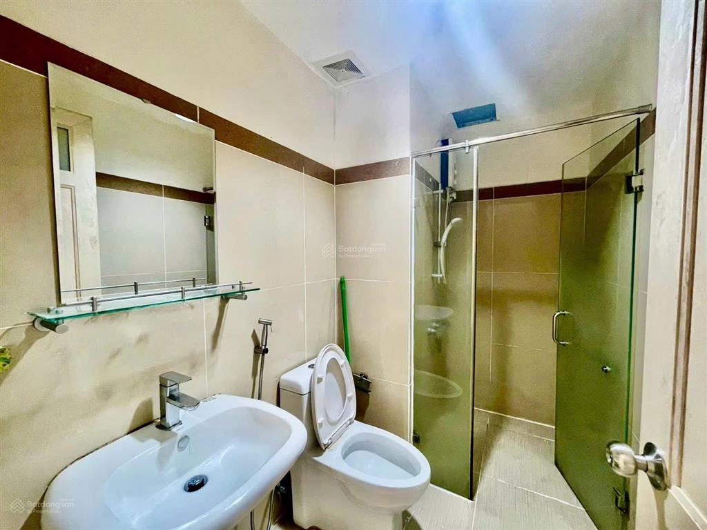Chỉ với 10 triệu có ngay ch 161m2 3pn 4wc full nt tại cc era town đức khải quận 7.  0902 823 ***