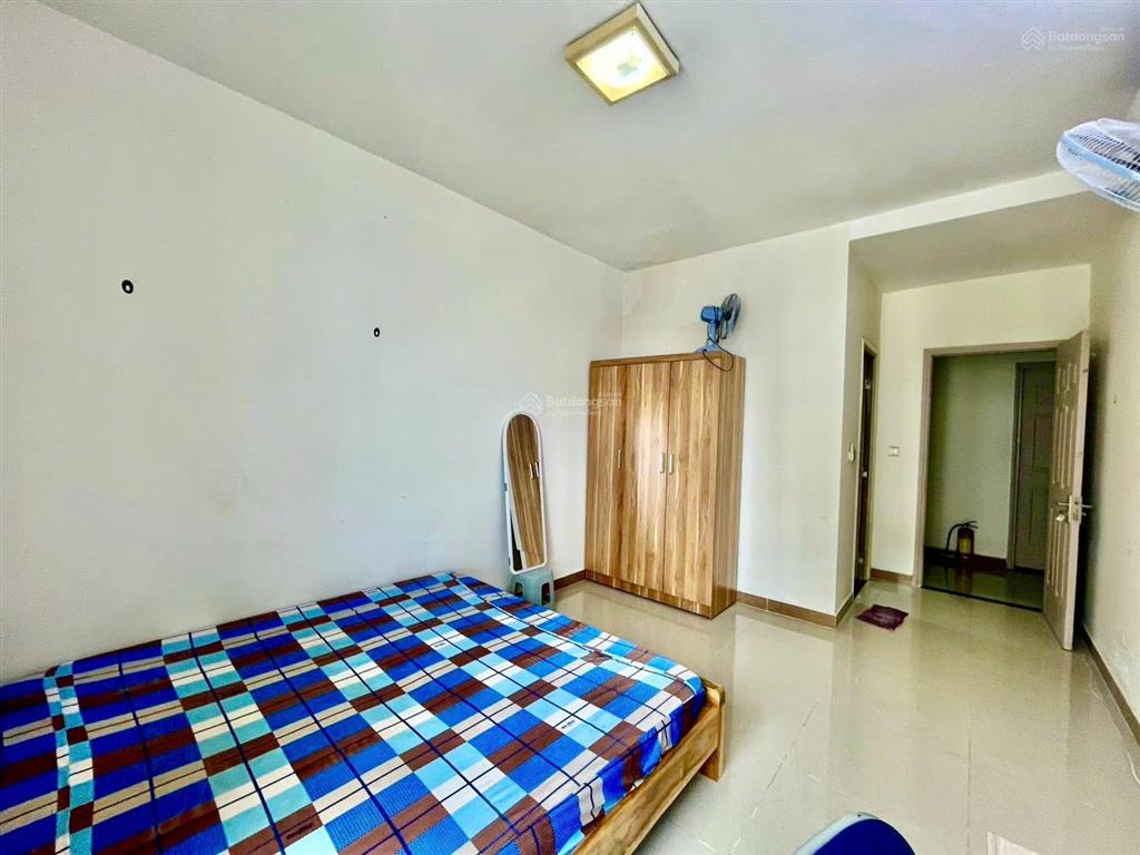 Chỉ với 10 triệu có ngay ch 161m2 3pn 4wc full nt tại cc era town đức khải quận 7.  0902 823 ***