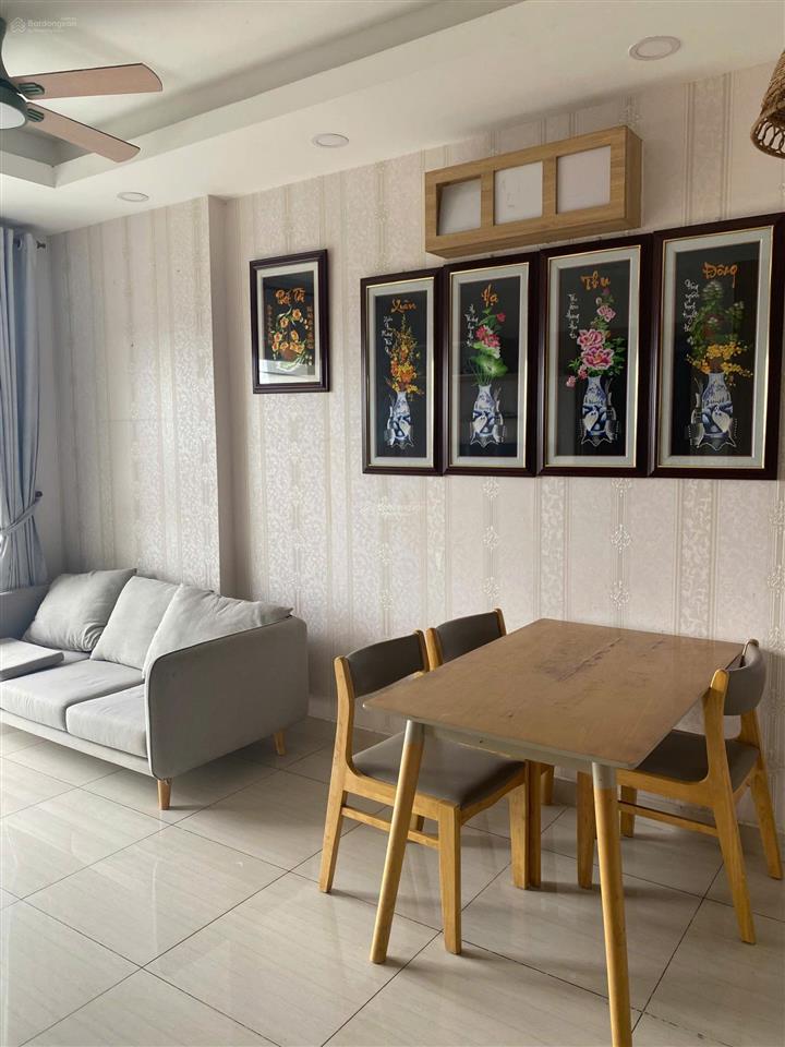 Chính chủ gửi em bán ch moonlight 2pn 2wc, 4,1 tỷ, bao thuế phí, có thương lượng. 0911 850 ***