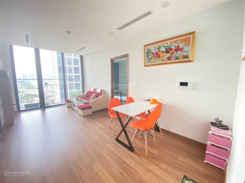 Cho thuê eco green 2pn2wc, giá tốt nhà mới 1214tr, nội thất đẹp, thủ tục tạm trú đầy đủ 0939 720 ***