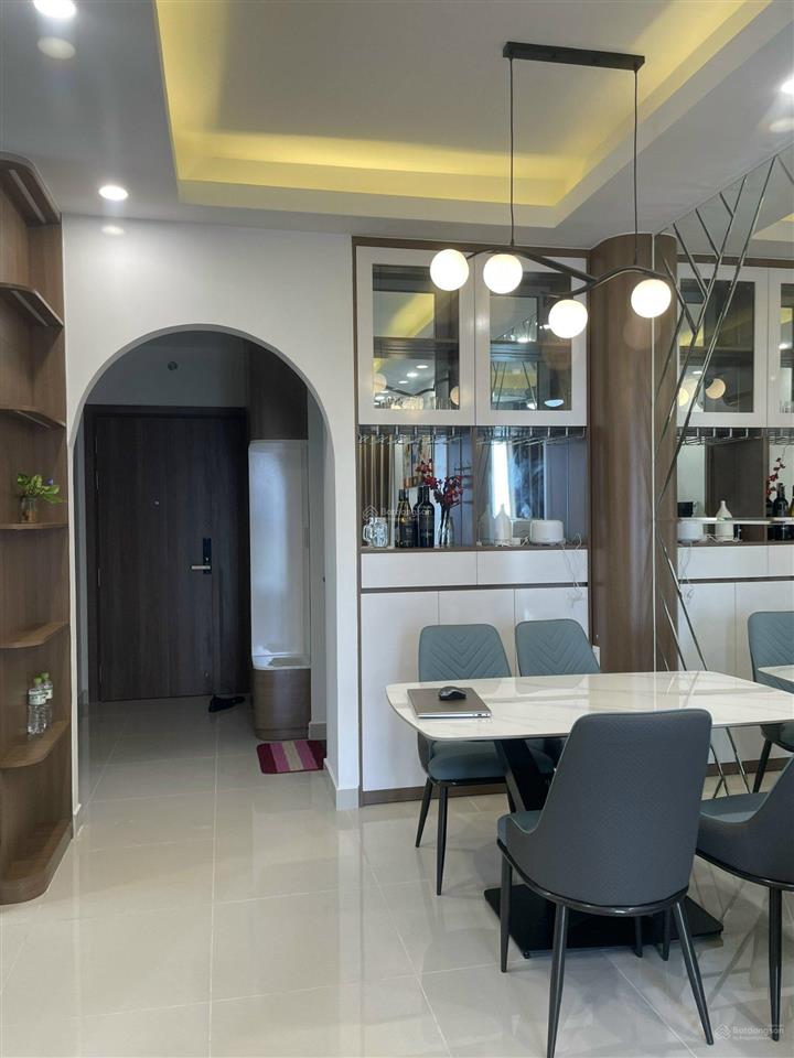 Căn góc 2 view q7 riverside 2pn 10tr full nội thất sang, xịn, mịn, mới 100%.  0969 790 ***